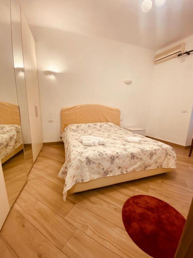 Large Garden Apartment Roma Exterior foto