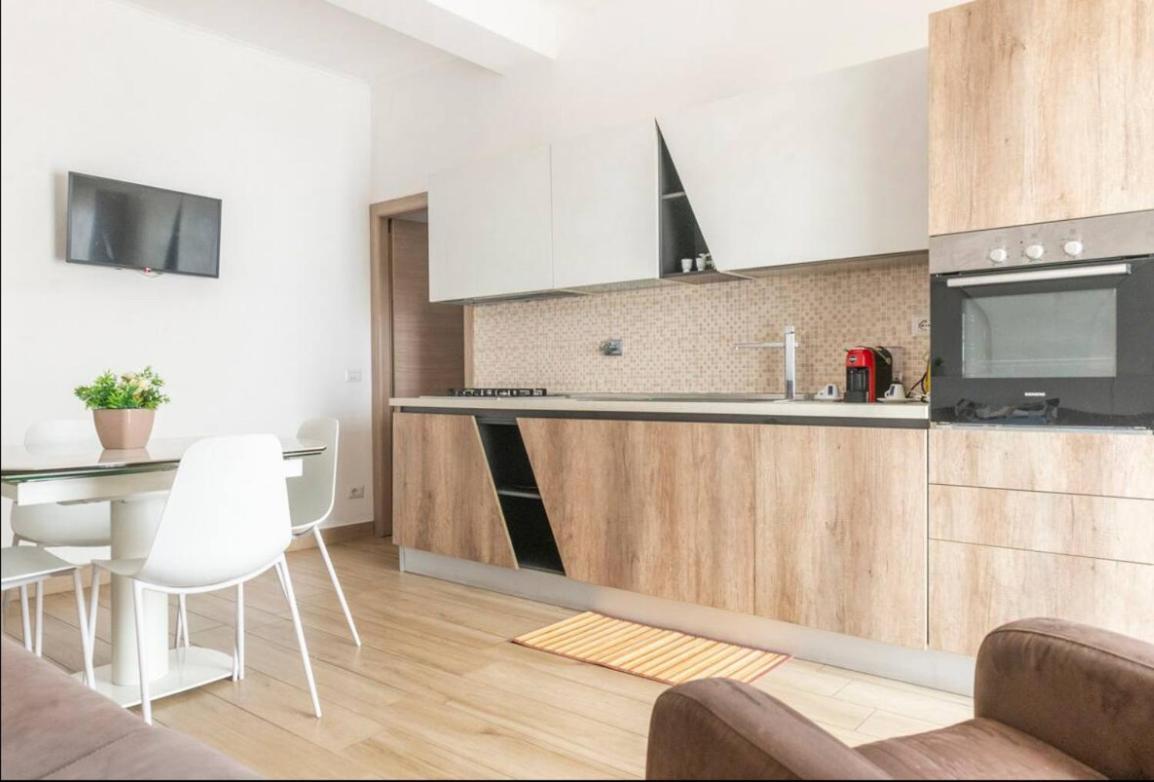 Large Garden Apartment Roma Exterior foto